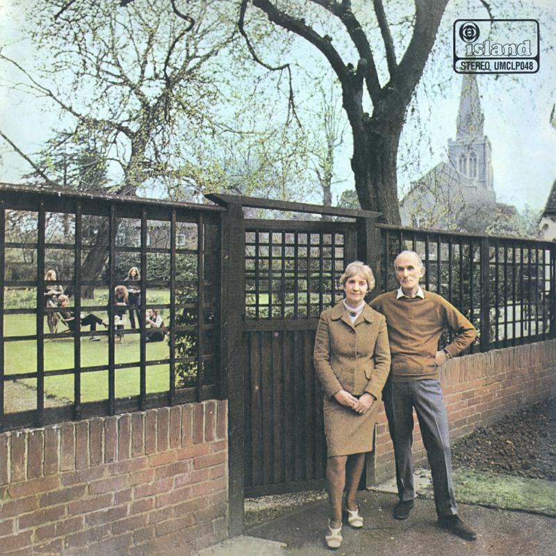 The image displays the cover of the 'Unhalfbricking' vinyl LP by Fairport Convention