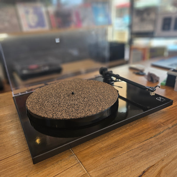 Rega Planar 1 Turntable Gloss Black (Second Hand)